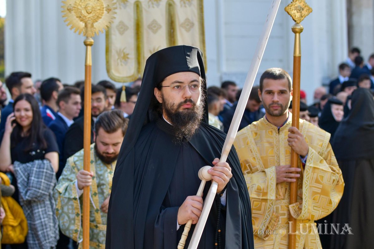 Începutul hramului de toamnă al Catedralei Patriarhale 273588