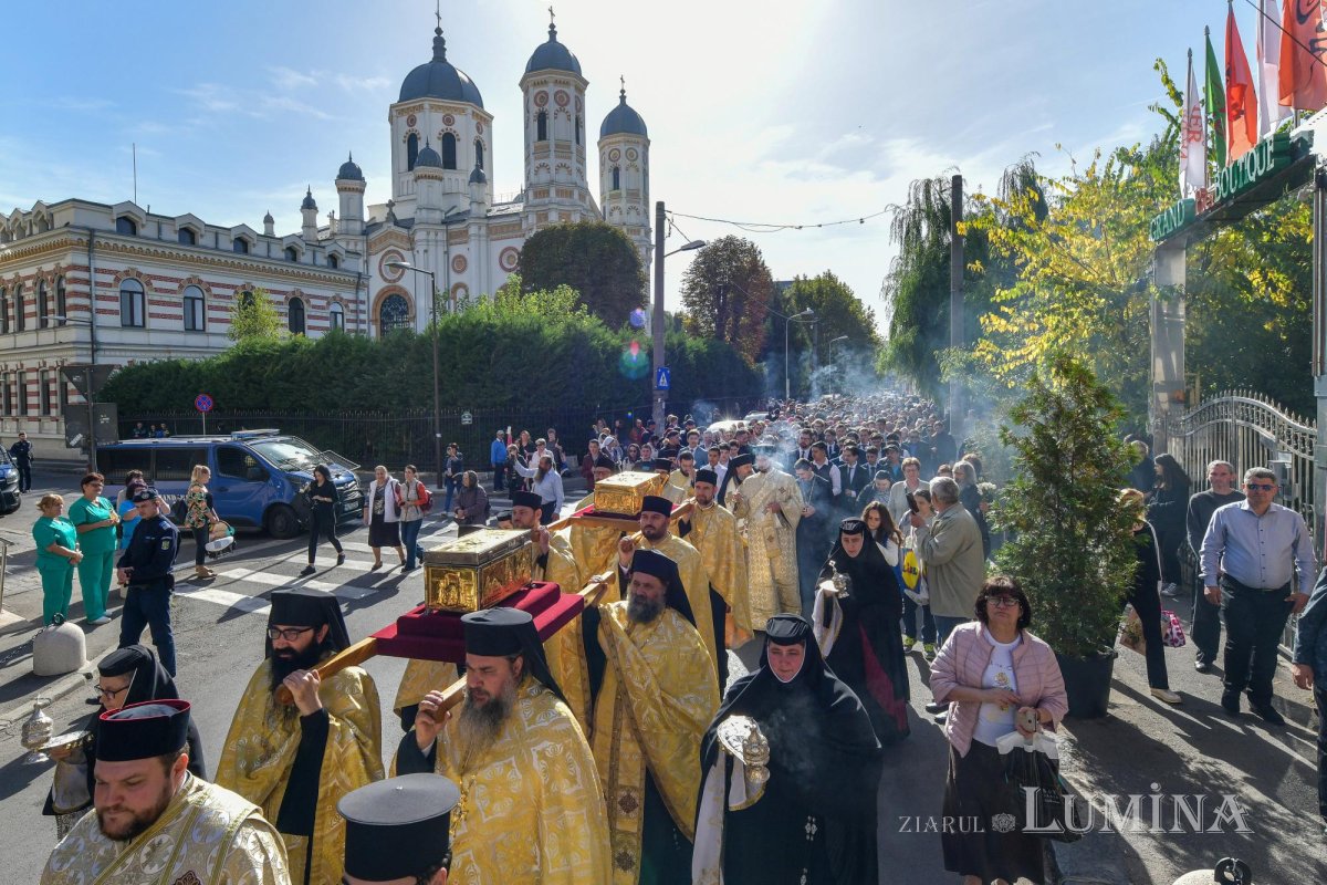 Începutul hramului de toamnă al Catedralei Patriarhale 273594