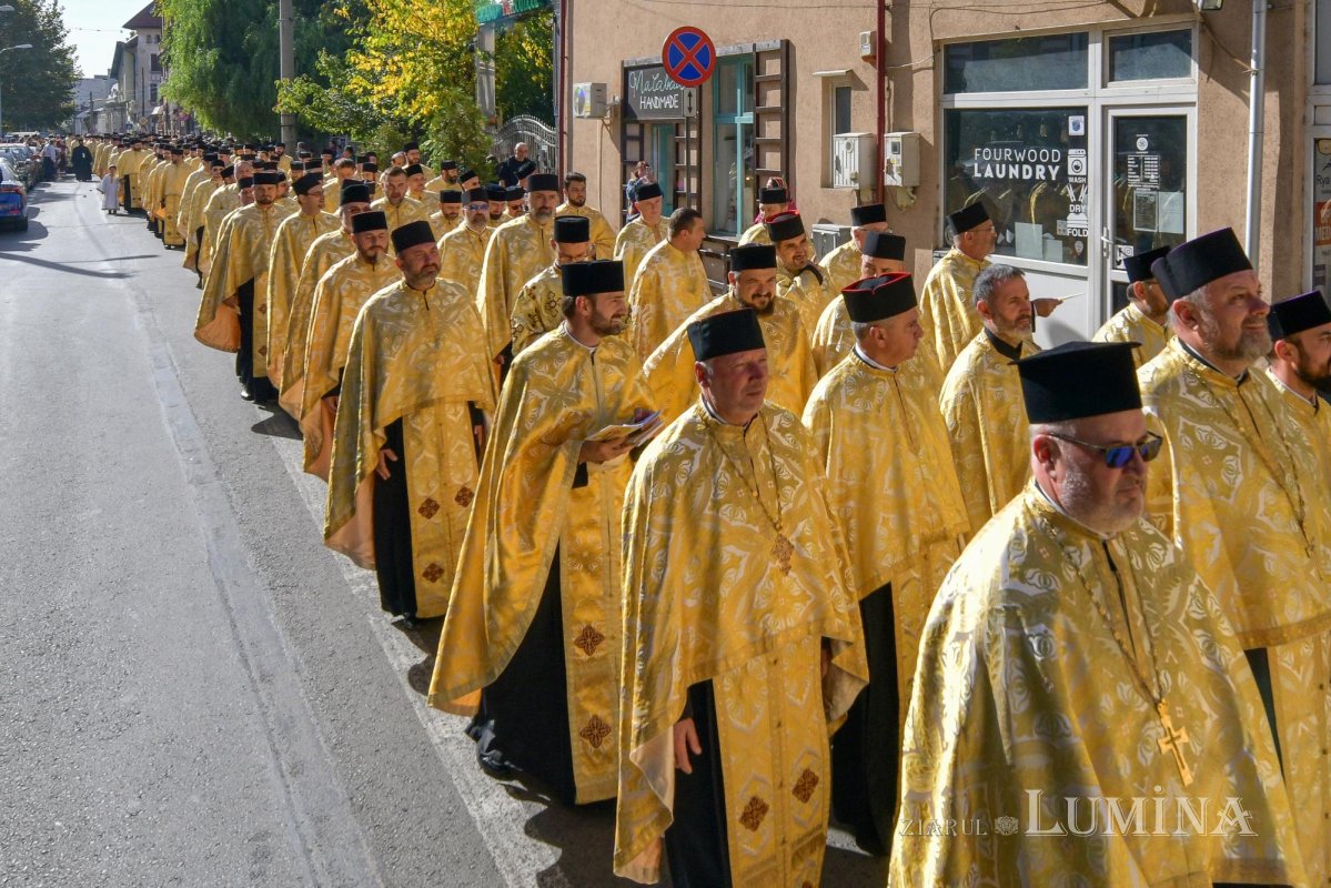 Începutul hramului de toamnă al Catedralei Patriarhale 273595
