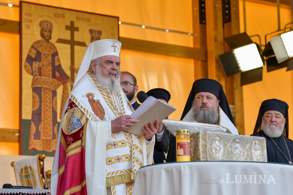 Începutul hramului de toamnă al Catedralei Patriarhale 273622