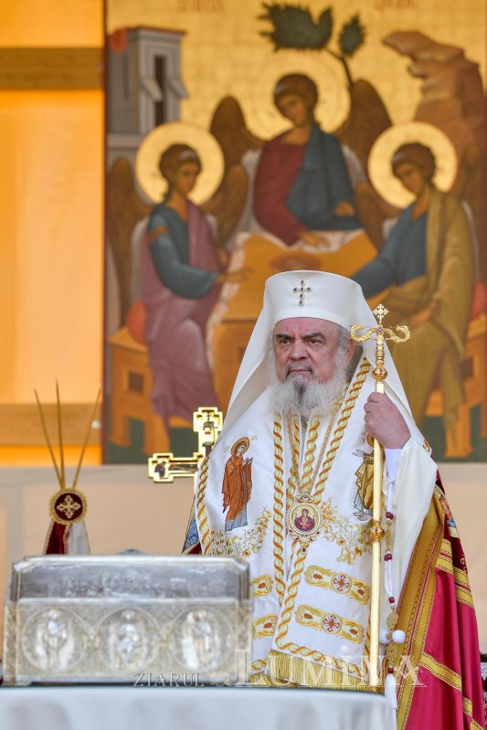 Începutul hramului de toamnă al Catedralei Patriarhale 273624