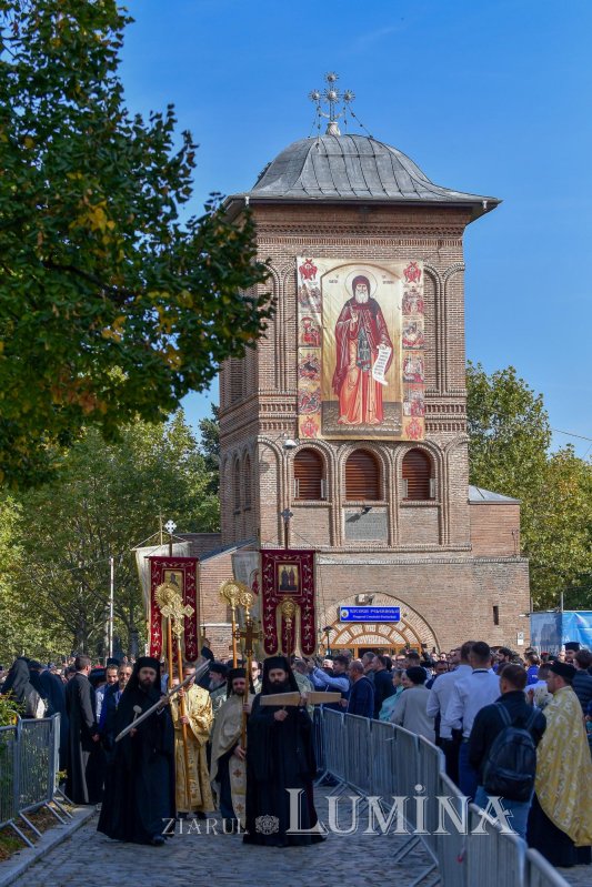 Începutul hramului de toamnă al Catedralei Patriarhale 273626