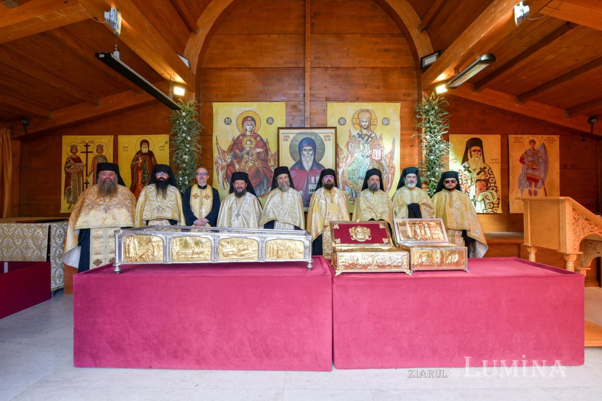 Începutul hramului de toamnă al Catedralei Patriarhale 273633