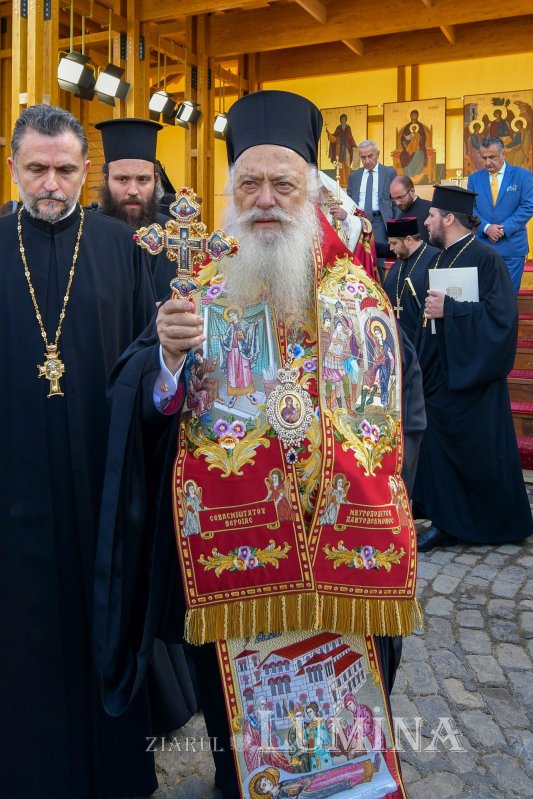 Începutul hramului de toamnă al Catedralei Patriarhale 273637