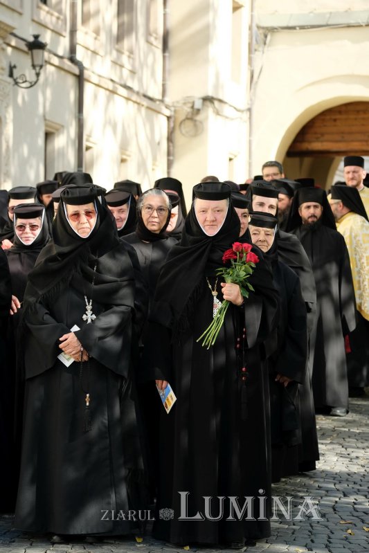 Începutul hramului de toamnă al Catedralei Patriarhale 273643