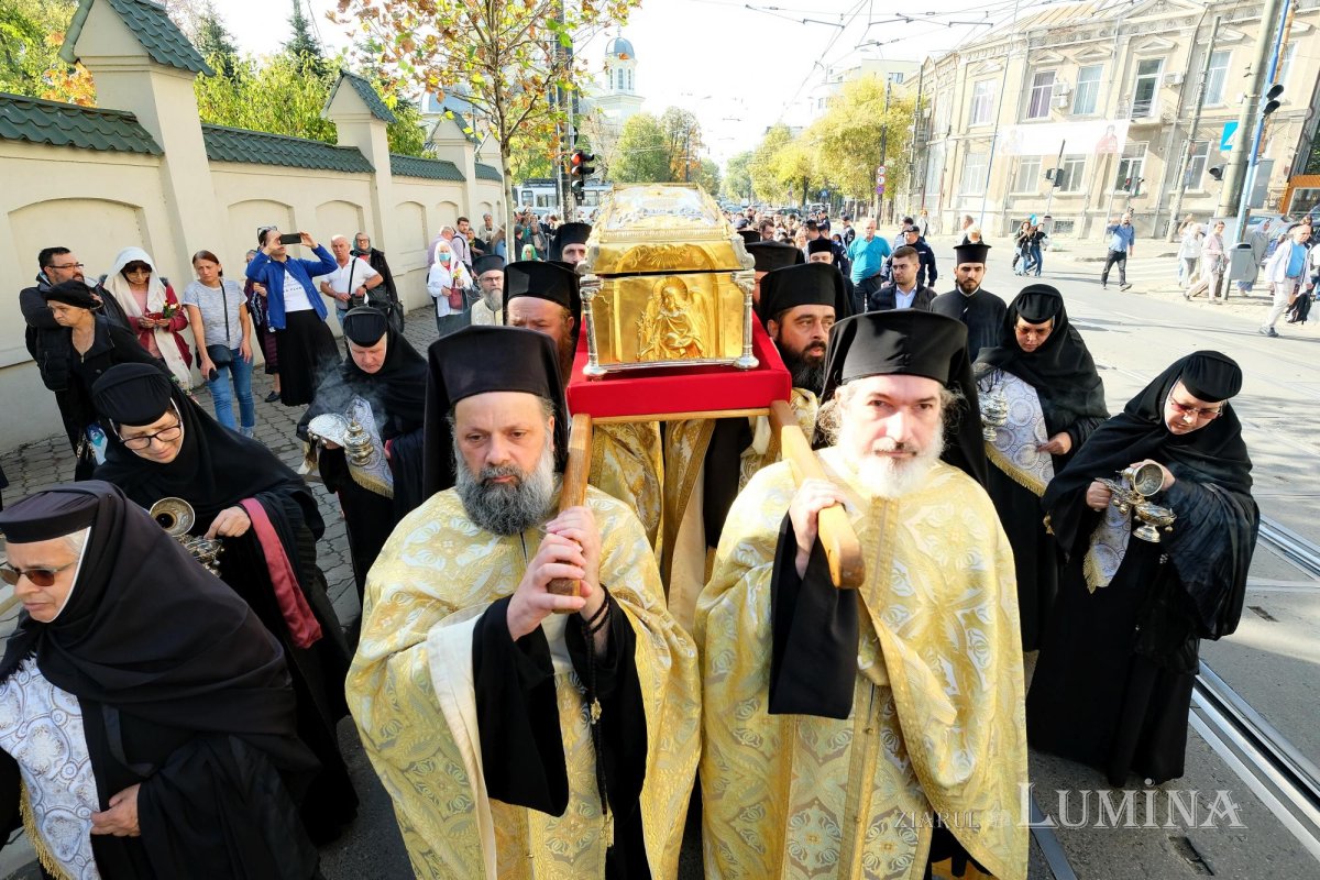 Începutul hramului de toamnă al Catedralei Patriarhale 273656