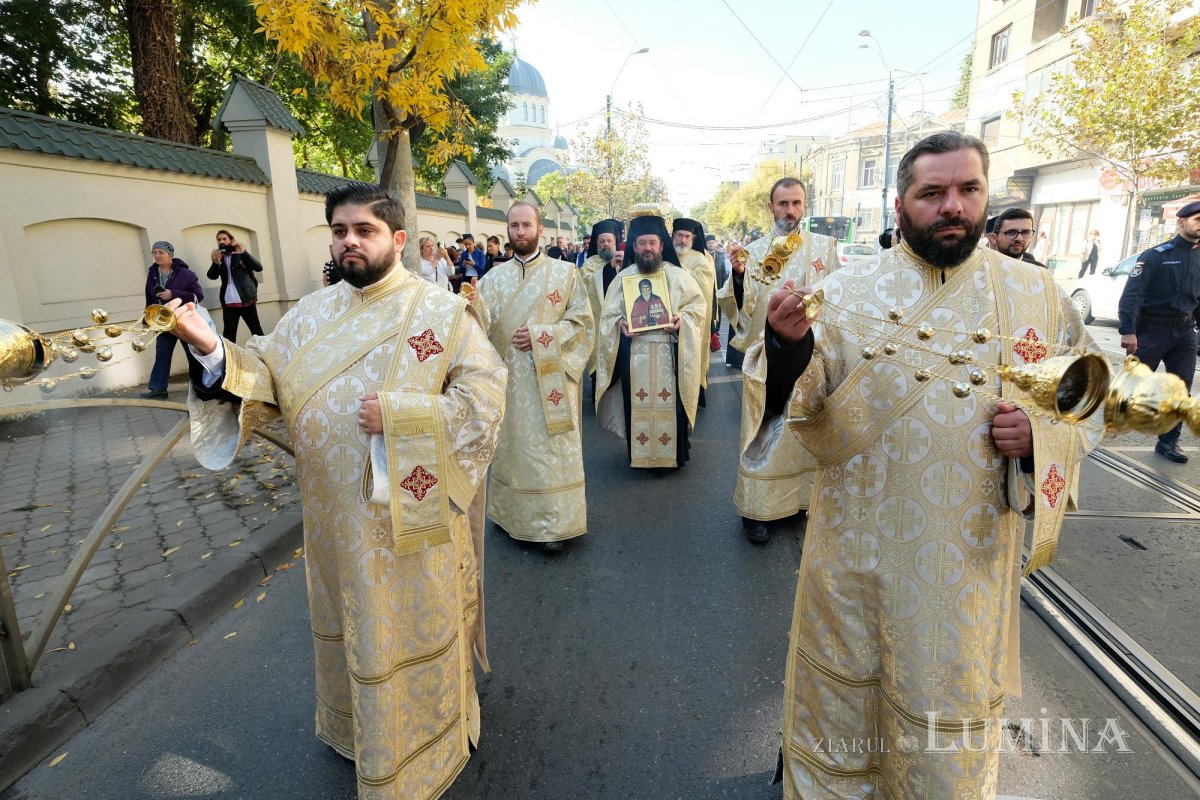 Începutul hramului de toamnă al Catedralei Patriarhale 273657
