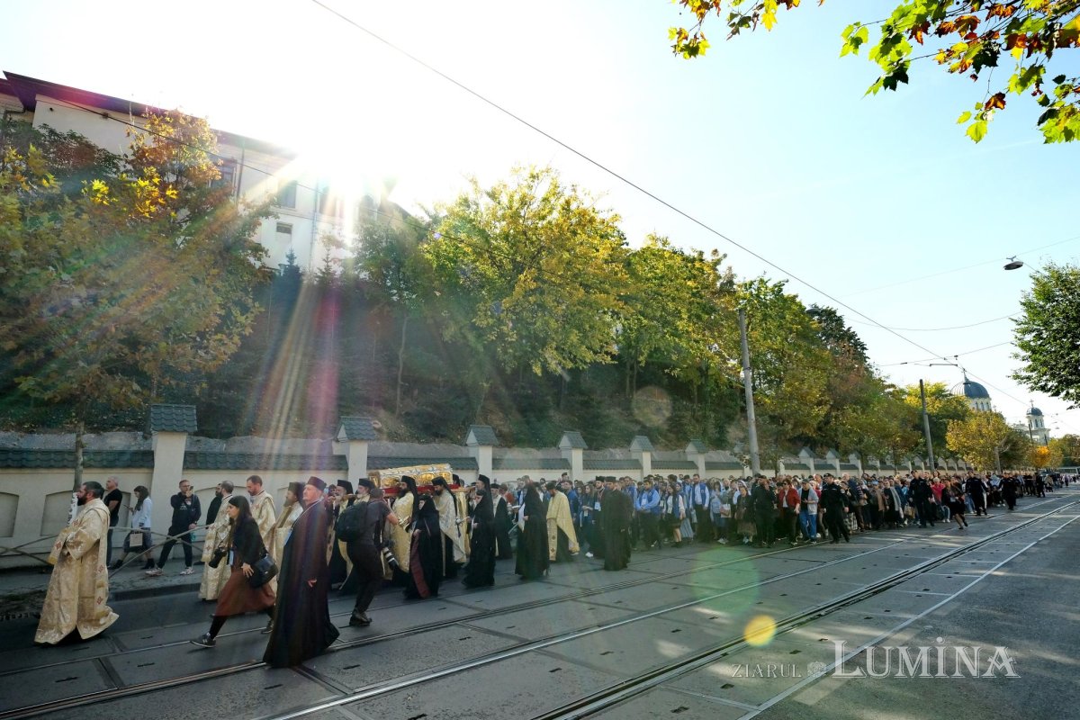 Începutul hramului de toamnă al Catedralei Patriarhale 273664