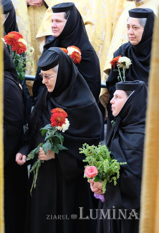 Începutul hramului de toamnă al Catedralei Patriarhale 273691