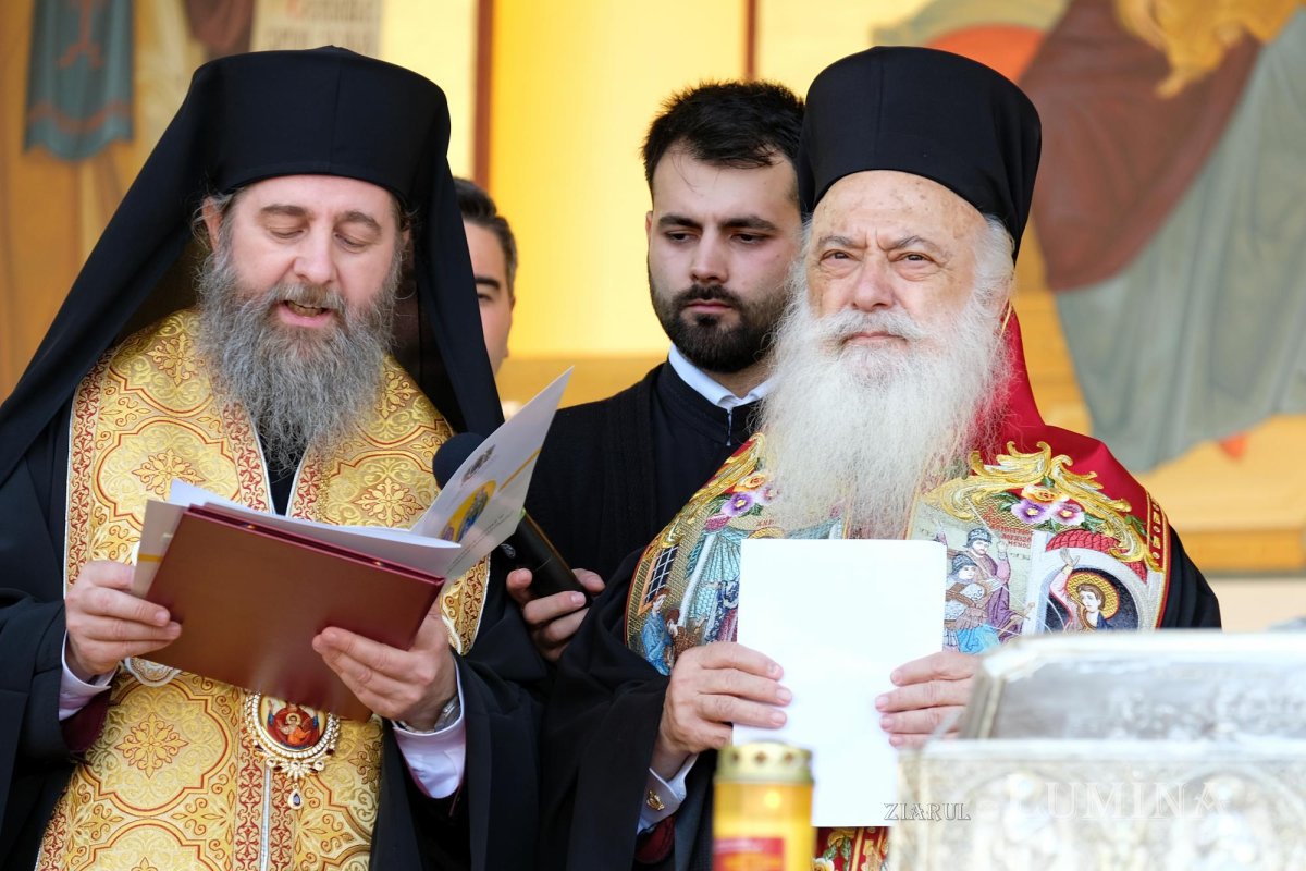 Începutul hramului de toamnă al Catedralei Patriarhale 273694