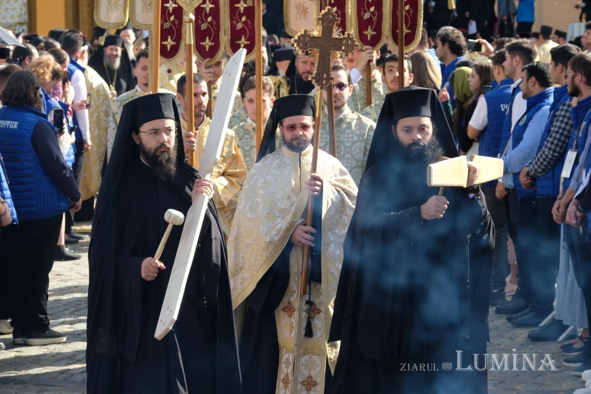 Începutul hramului de toamnă al Catedralei Patriarhale 273696