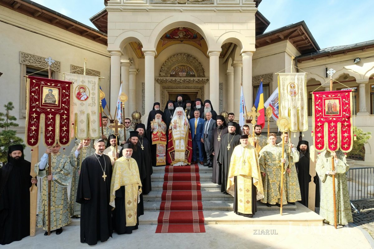 Începutul hramului de toamnă al Catedralei Patriarhale 273699