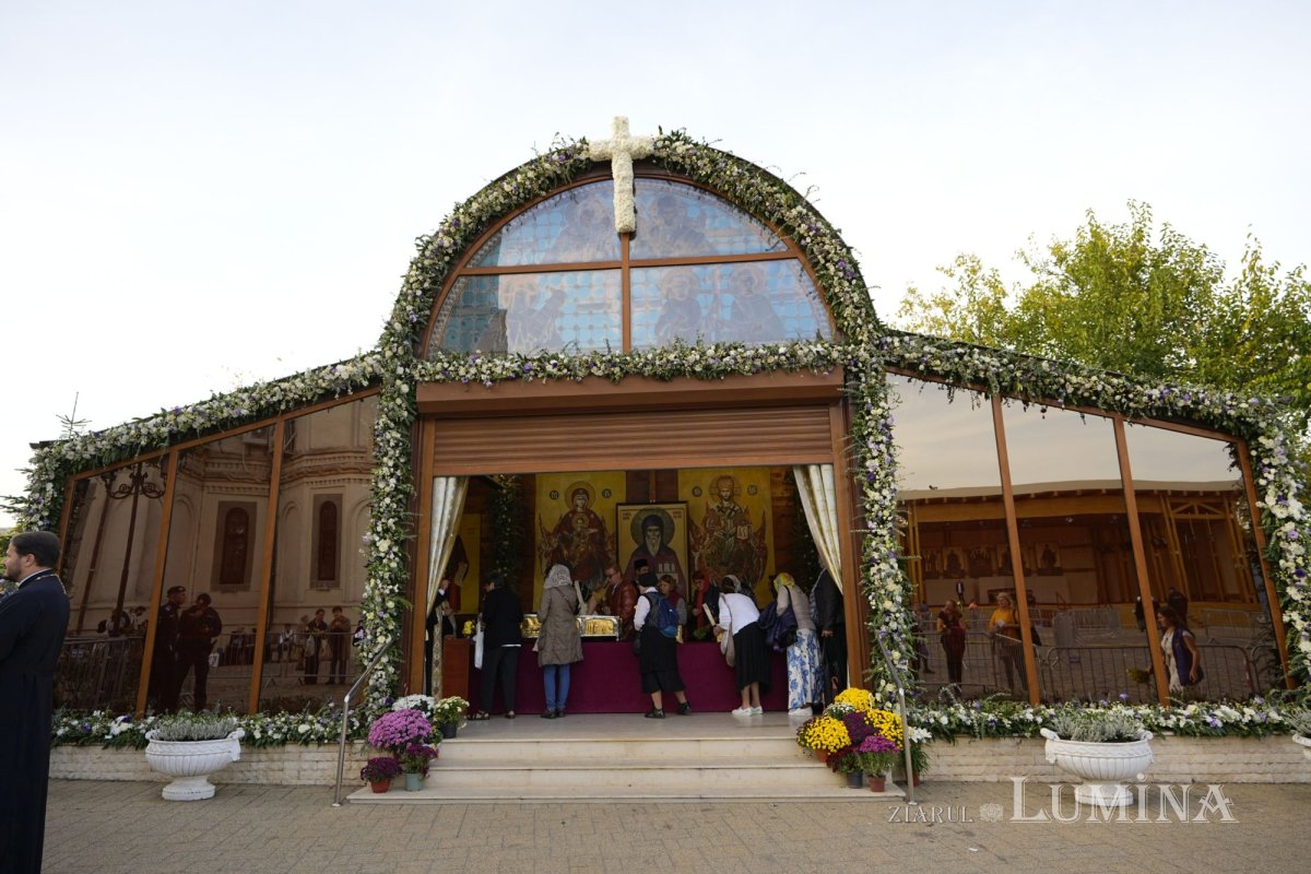 Priveghere pentru Sfinții Împărați la Catedrala Patriarhală 273788