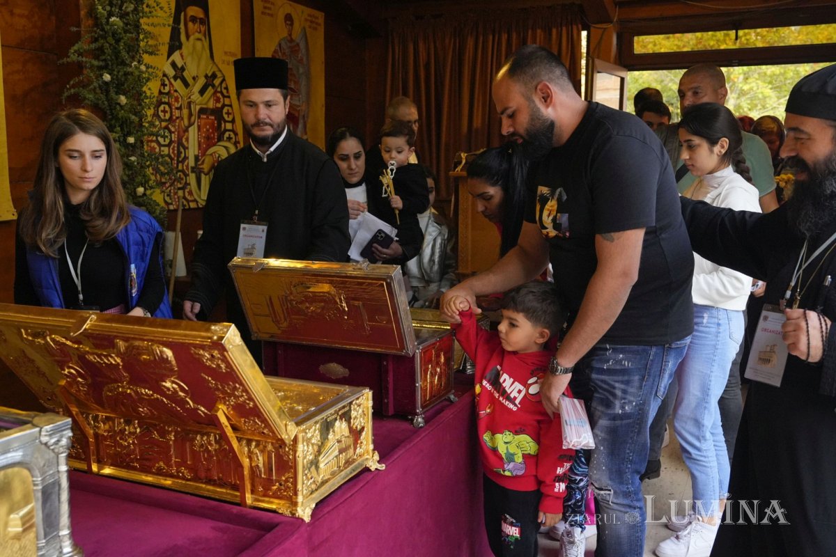 Priveghere pentru Sfinții Împărați la Catedrala Patriarhală 273812