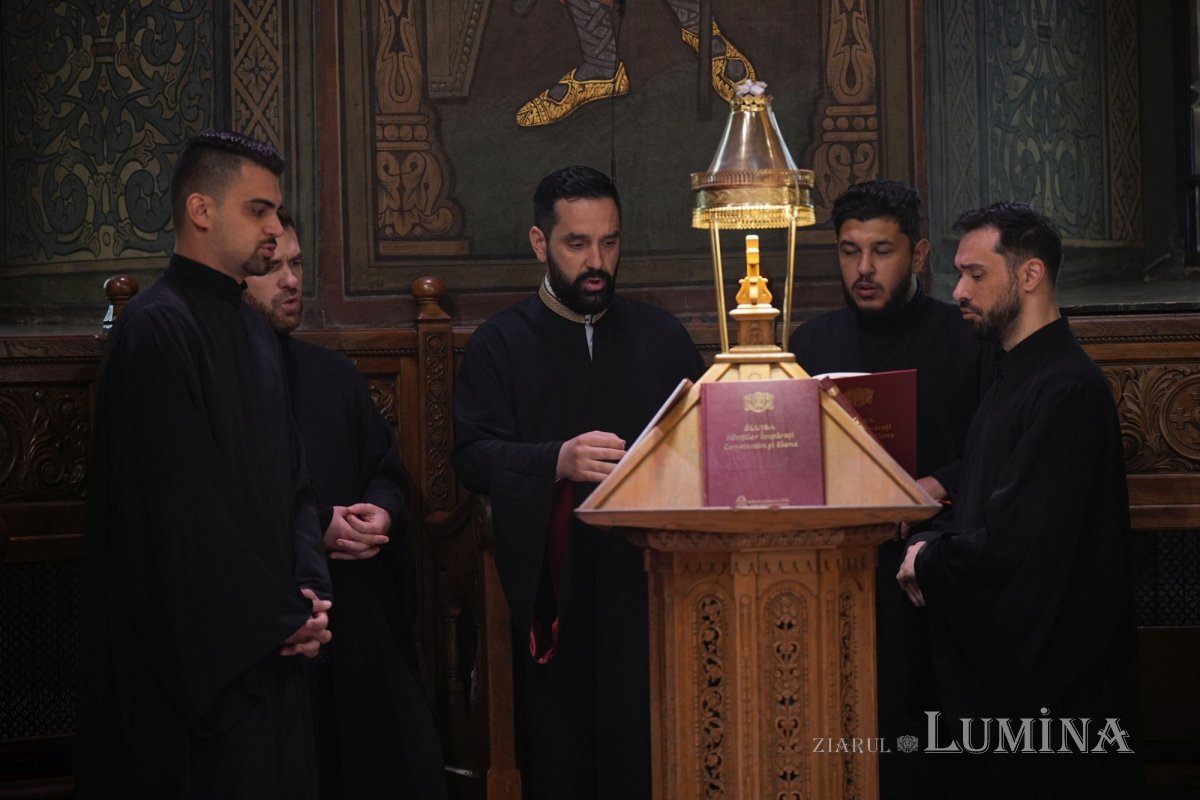 Priveghere pentru Sfinții Împărați la Catedrala Patriarhală 273813