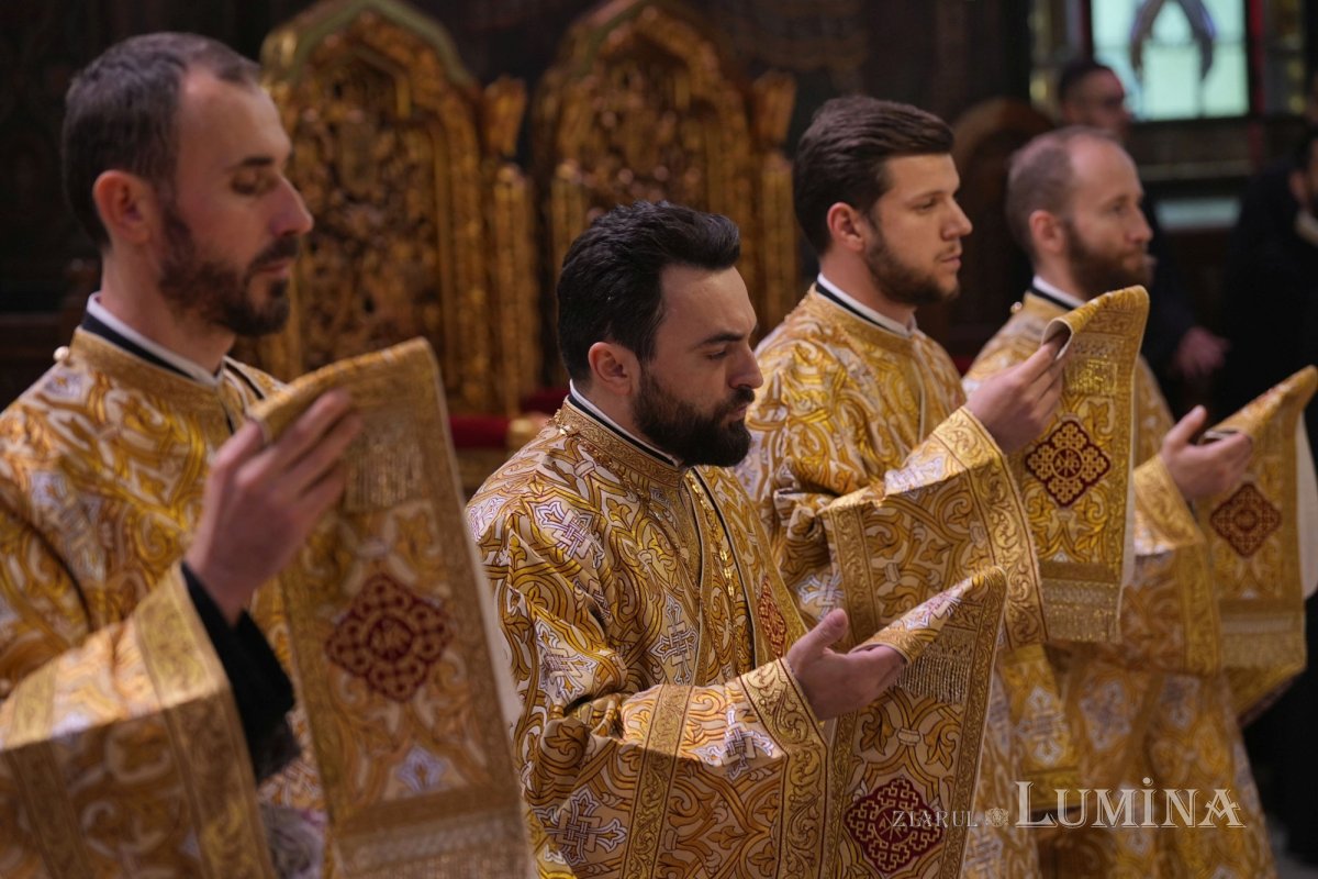 Priveghere pentru Sfinții Împărați la Catedrala Patriarhală 273820