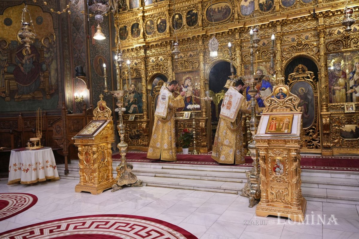 Priveghere pentru Sfinții Împărați la Catedrala Patriarhală 273821