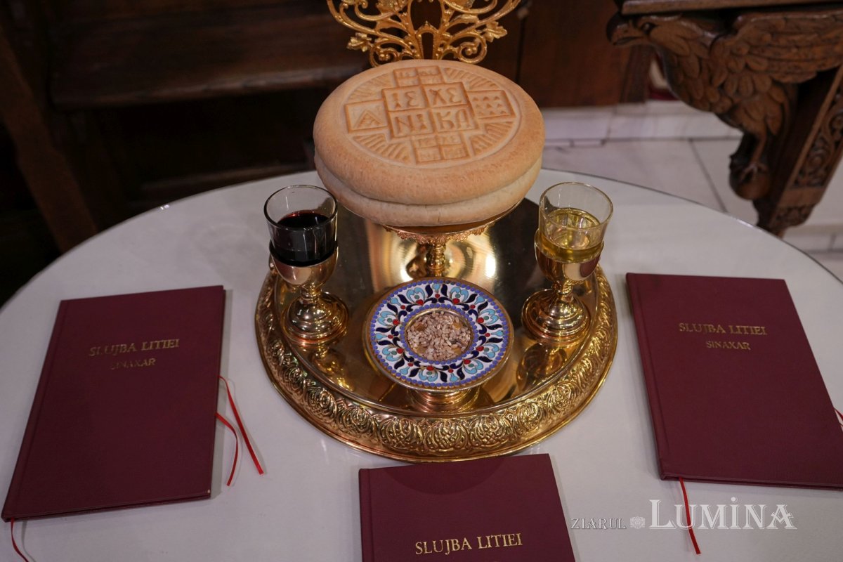 Priveghere pentru Sfinții Împărați la Catedrala Patriarhală 273828