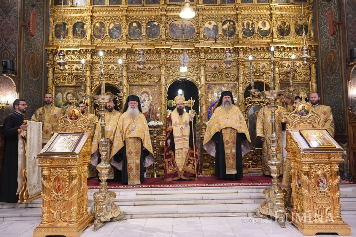 Priveghere pentru Sfinții Împărați la Catedrala Patriarhală 273843