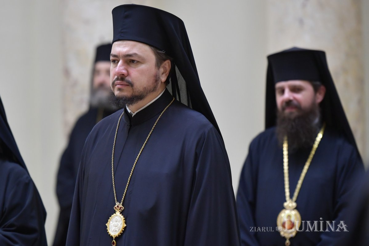 Ședință de lucru a Sfântului Sinod la Palatul Patriarhiei 273947