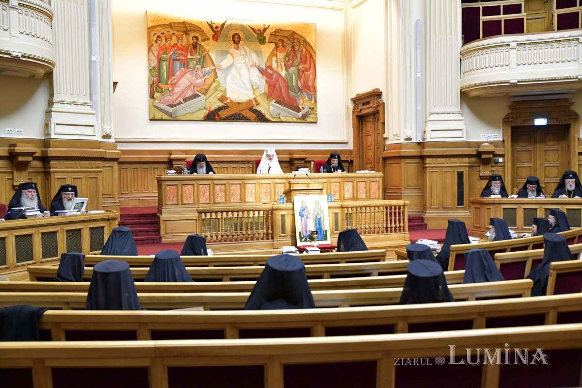 Ședință de lucru a Sfântului Sinod la Palatul Patriarhiei 273975
