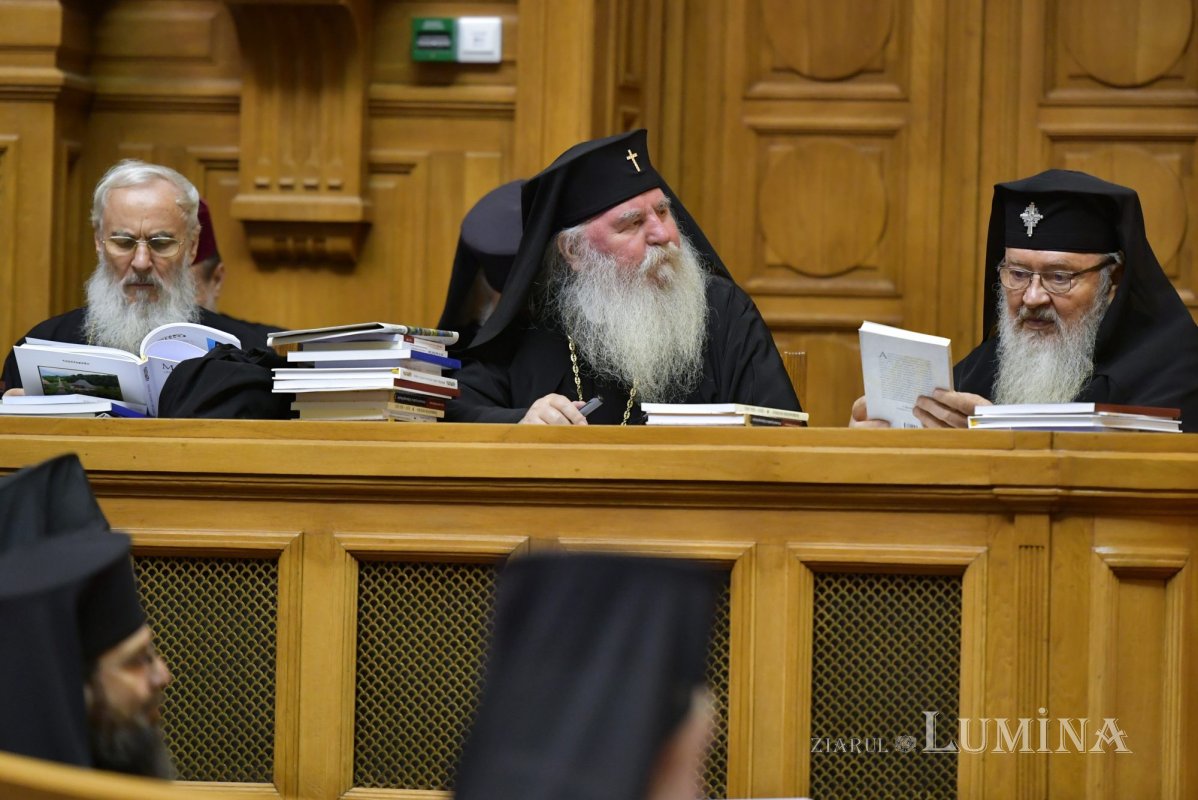 Ședință de lucru a Sfântului Sinod la Palatul Patriarhiei 273980