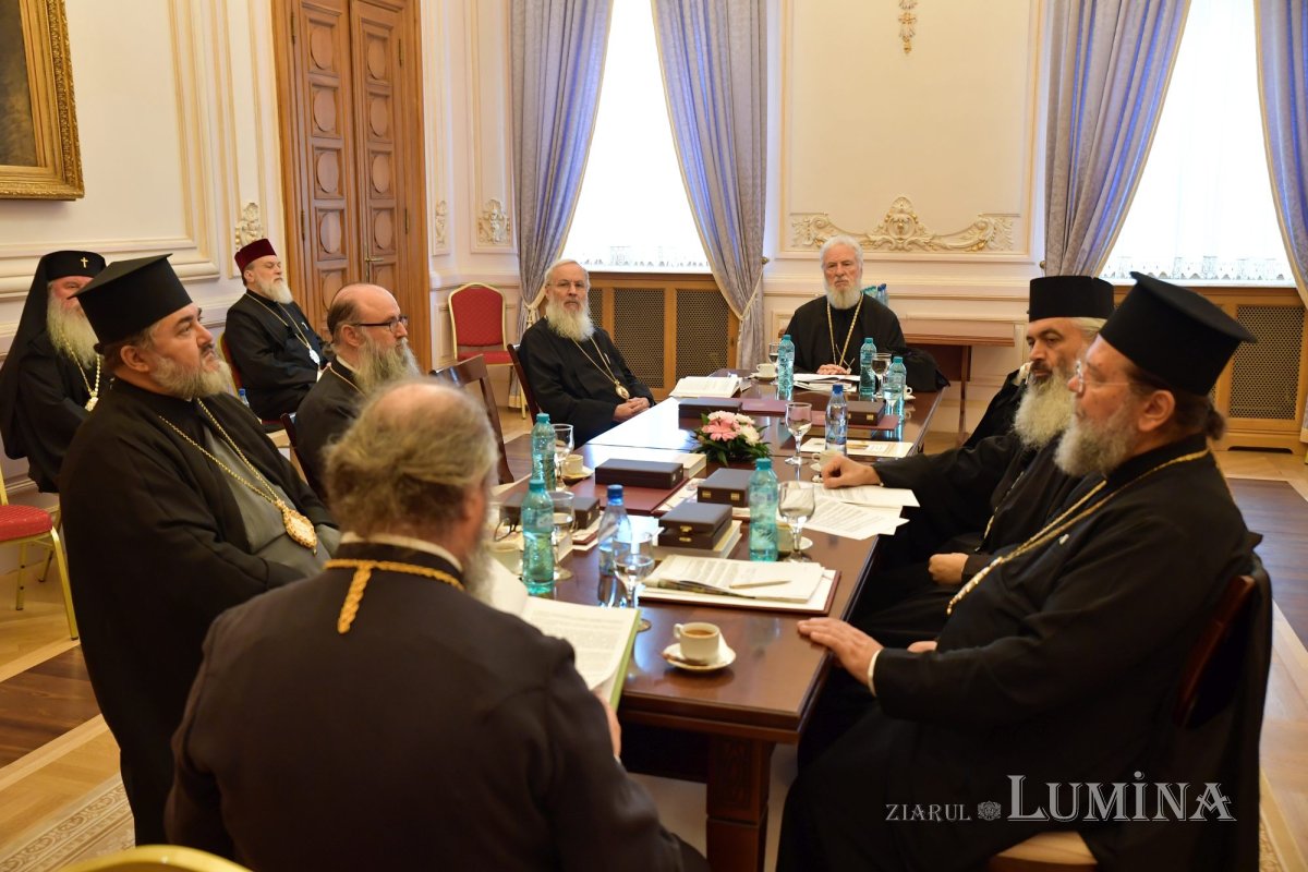 Ședință de lucru a Sfântului Sinod la Palatul Patriarhiei 273993