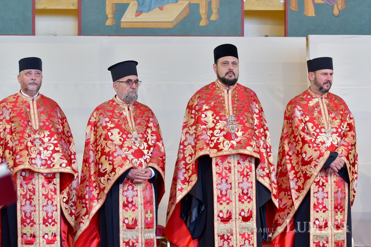 Slujba Privegherii în cinstea Mucenicului Dimitrie pe Colina Patriarhiei 274045