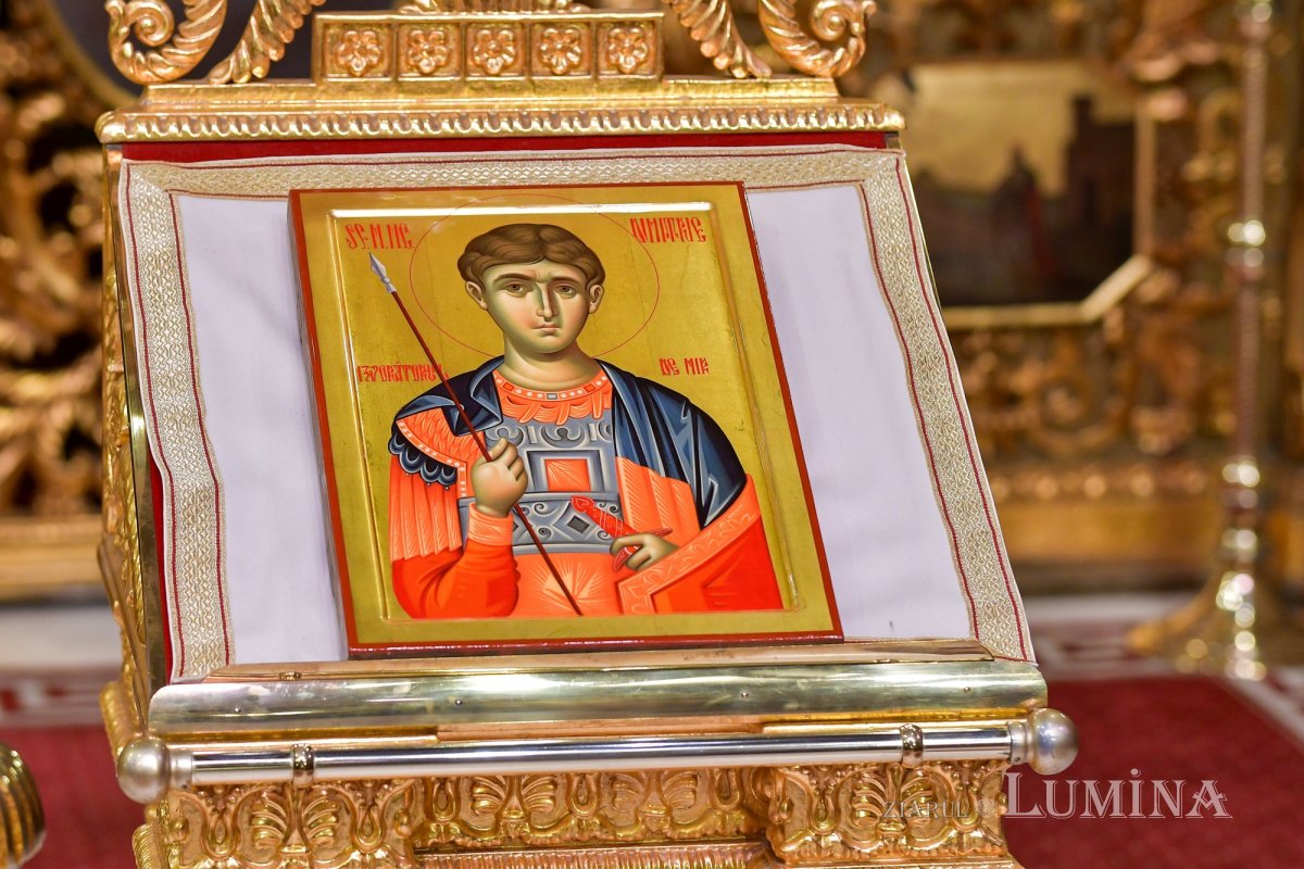 Slujba Privegherii în cinstea Mucenicului Dimitrie pe Colina Patriarhiei 274051