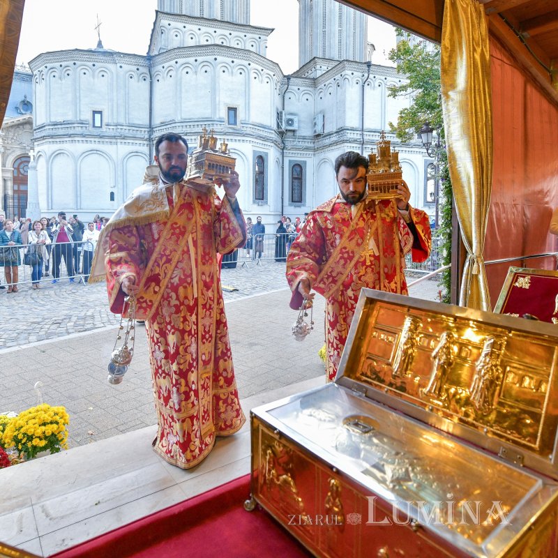 Slujba Privegherii în cinstea Mucenicului Dimitrie pe Colina Patriarhiei 274061