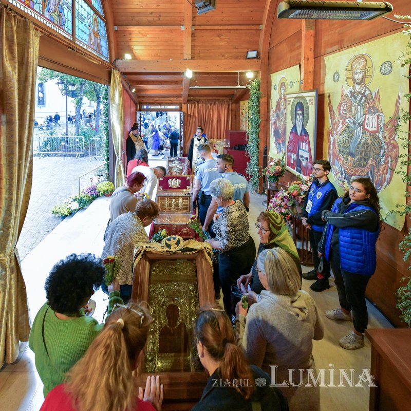 Slujba Privegherii în cinstea Mucenicului Dimitrie pe Colina Patriarhiei 274065