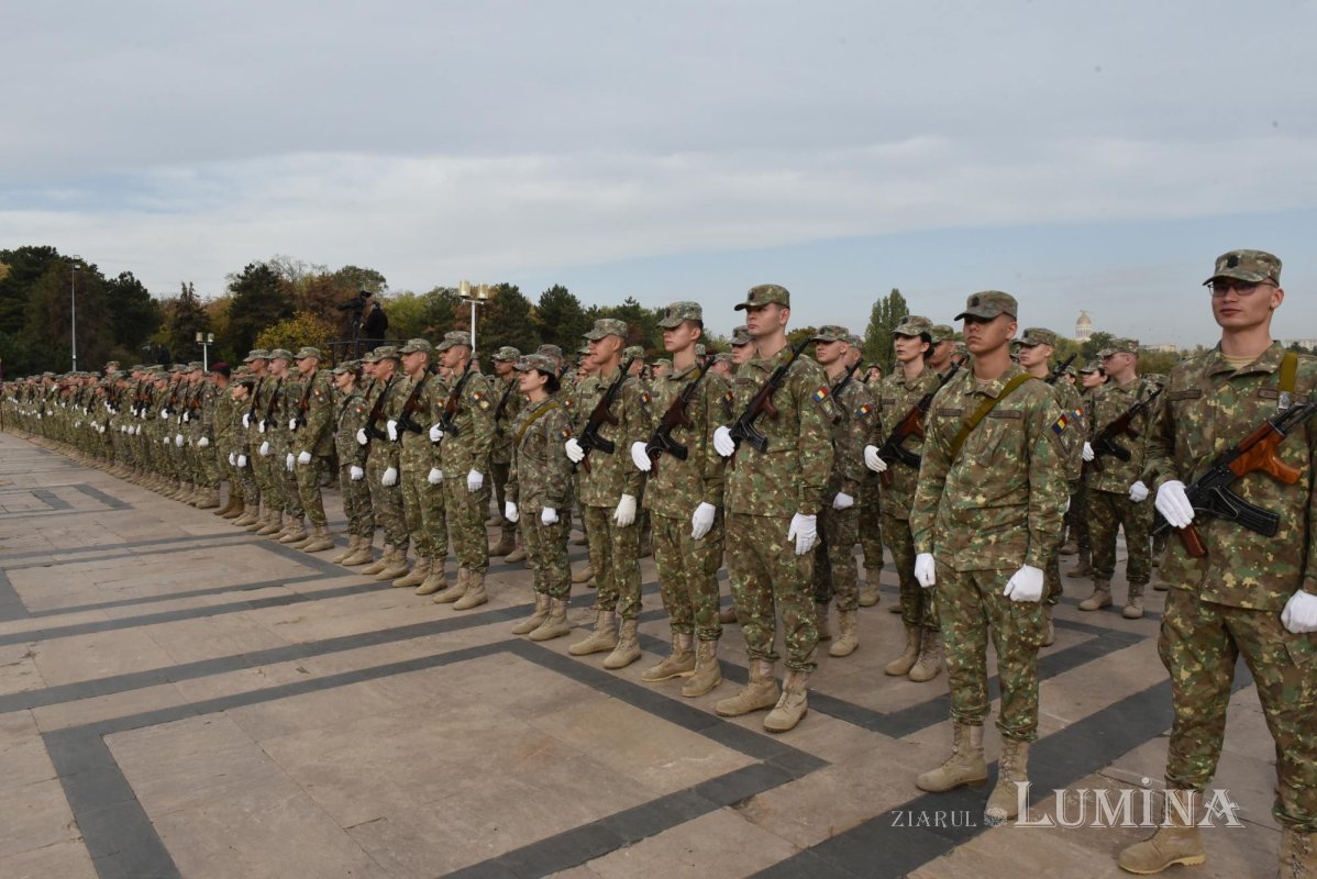 Ziua Armatei României celebrată cu solemnitate în Capitală 273907