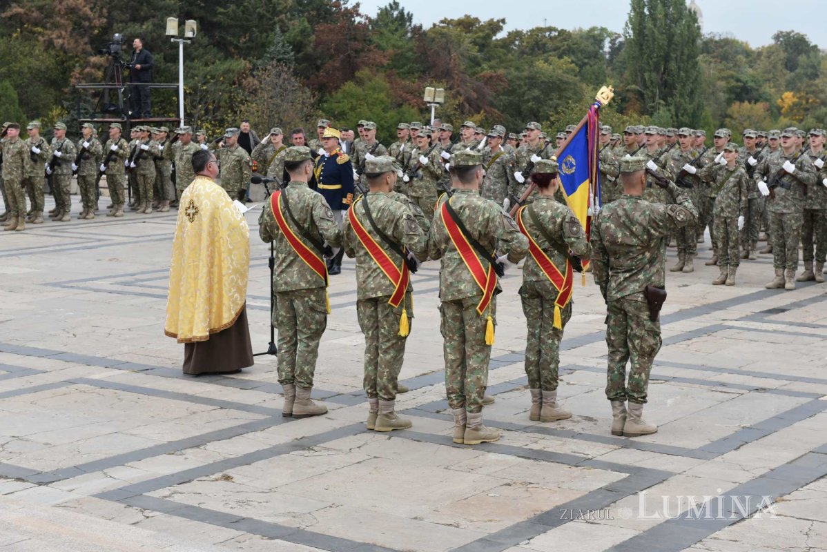 Ziua Armatei României celebrată cu solemnitate în Capitală 273928
