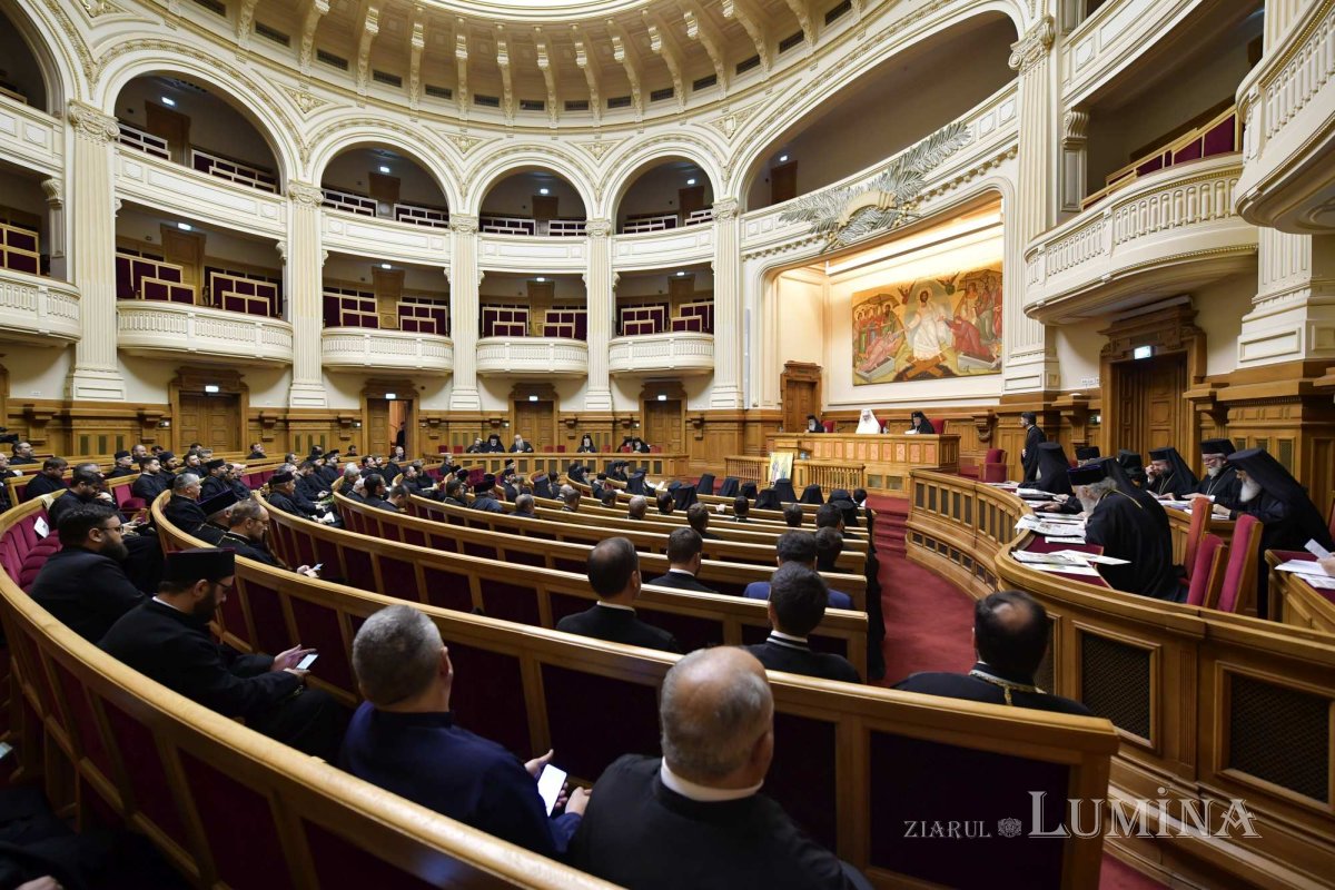 Sfântul Sinod s-a reunit în ședință solemnă la Palatul Patriarhiei 274205