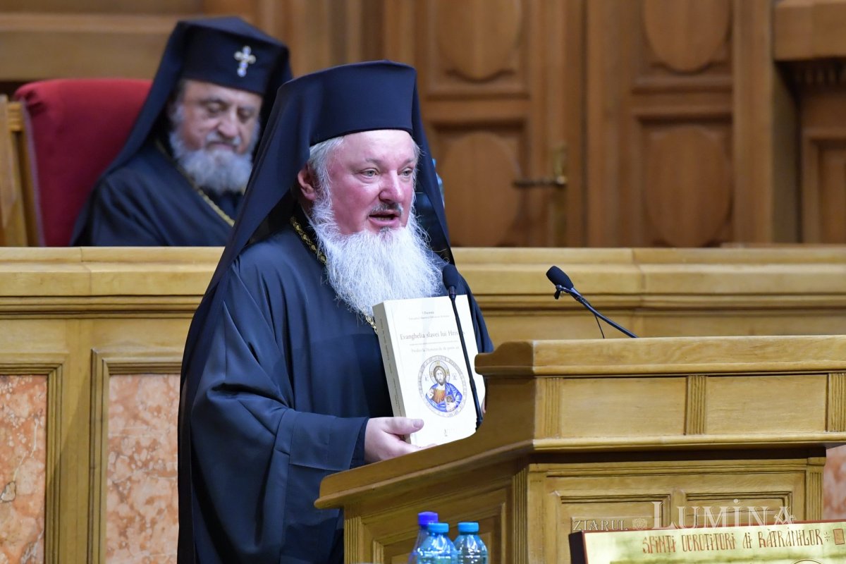 Sfântul Sinod s-a reunit în ședință solemnă la Palatul Patriarhiei 274222