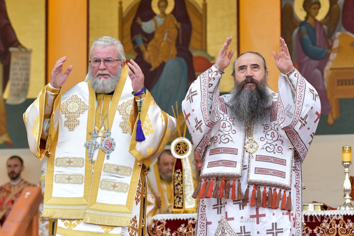 „Tot pământul este plin de minunile Sfântului Mare Mucenic Dimitrie” 274168