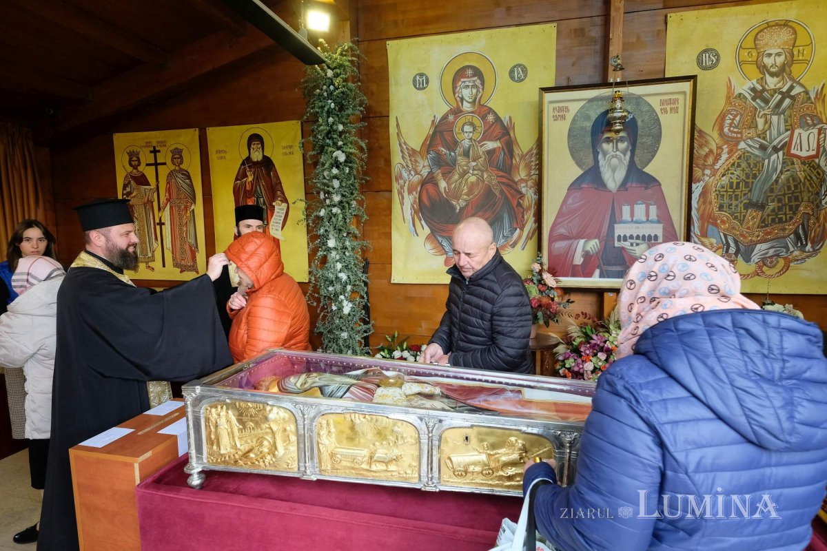 Capitala şi-a cinstit cu evlavie Sfântul Ocrotitor 274361