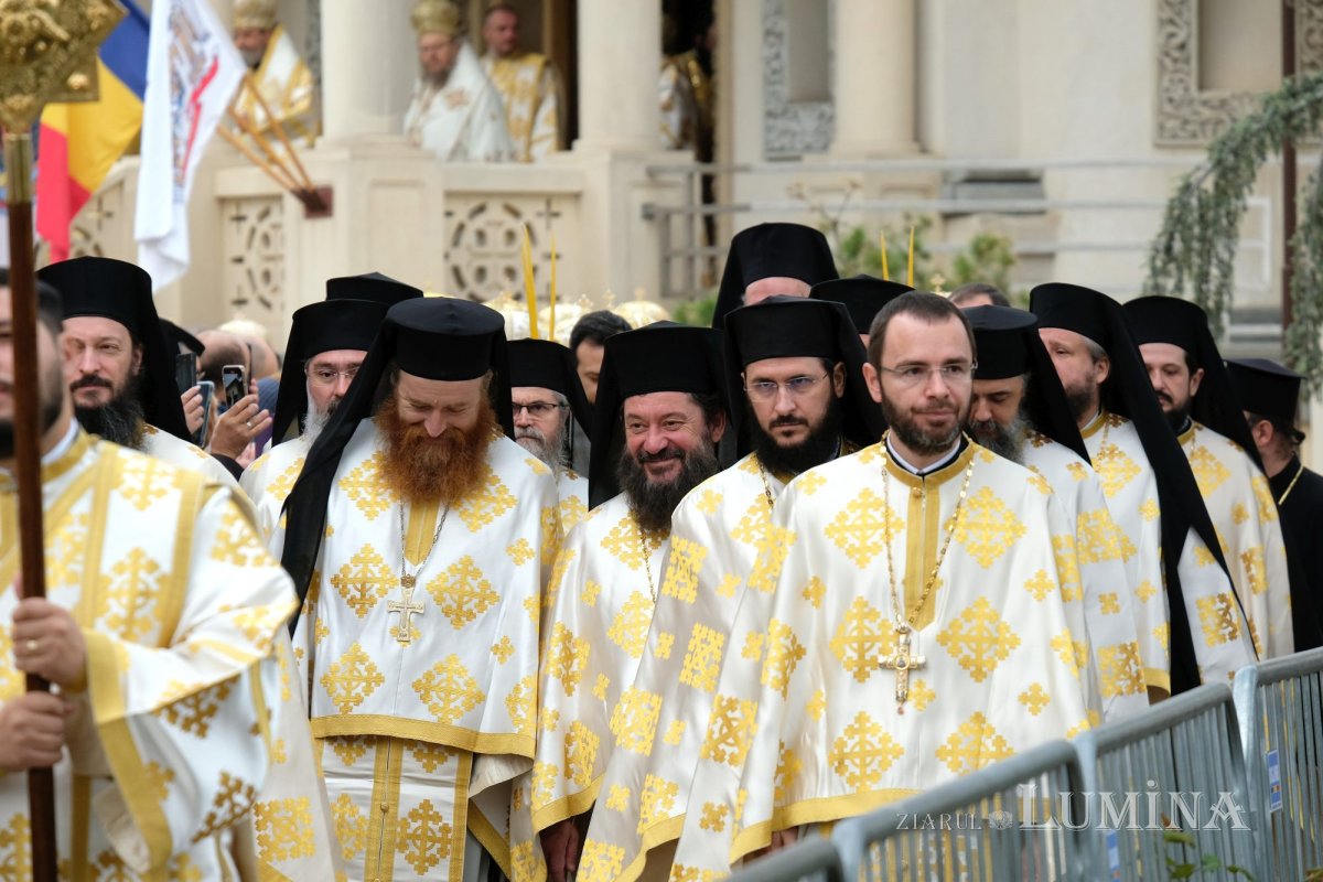 Capitala şi-a cinstit cu evlavie Sfântul Ocrotitor 274370