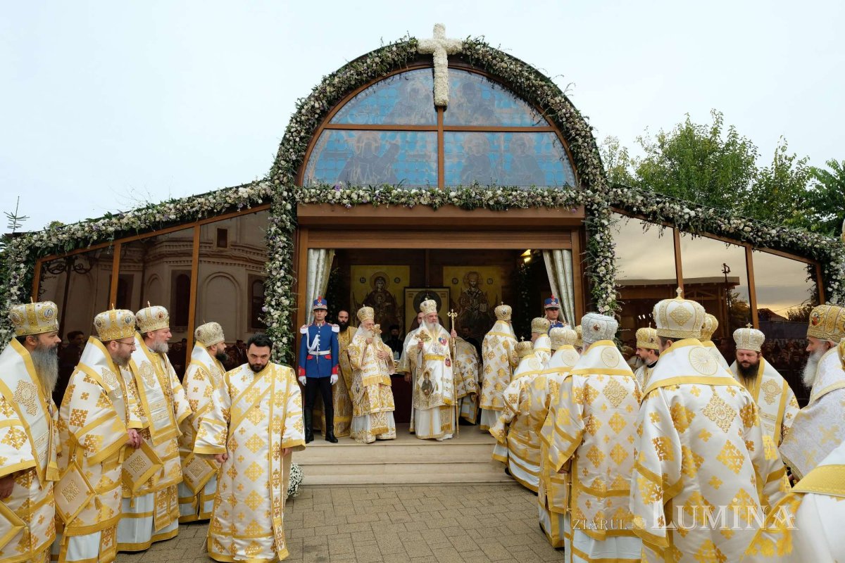 Capitala şi-a cinstit cu evlavie Sfântul Ocrotitor 274373