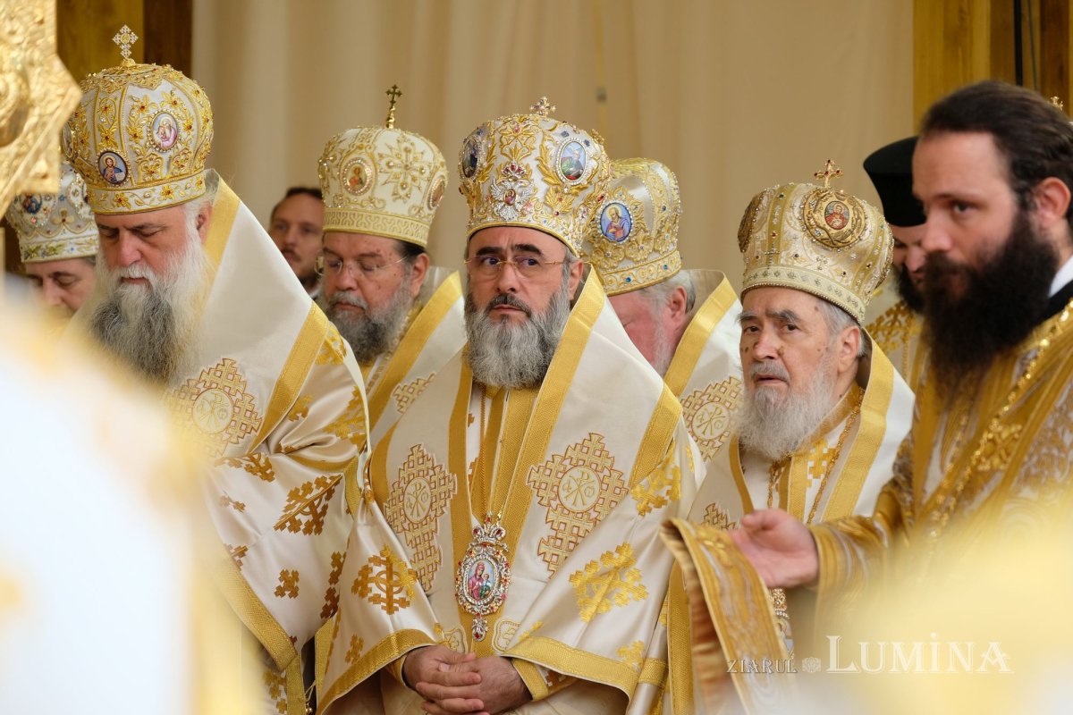 Capitala şi-a cinstit cu evlavie Sfântul Ocrotitor 274394