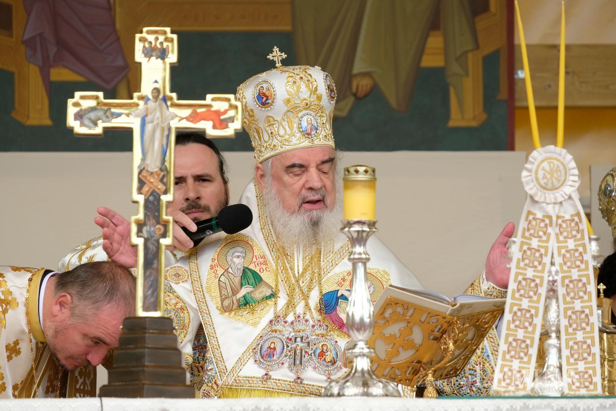 Capitala şi-a cinstit cu evlavie Sfântul Ocrotitor 274408