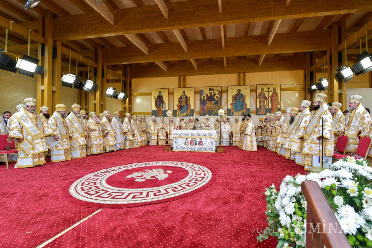 Capitala şi-a cinstit cu evlavie Sfântul Ocrotitor 274453