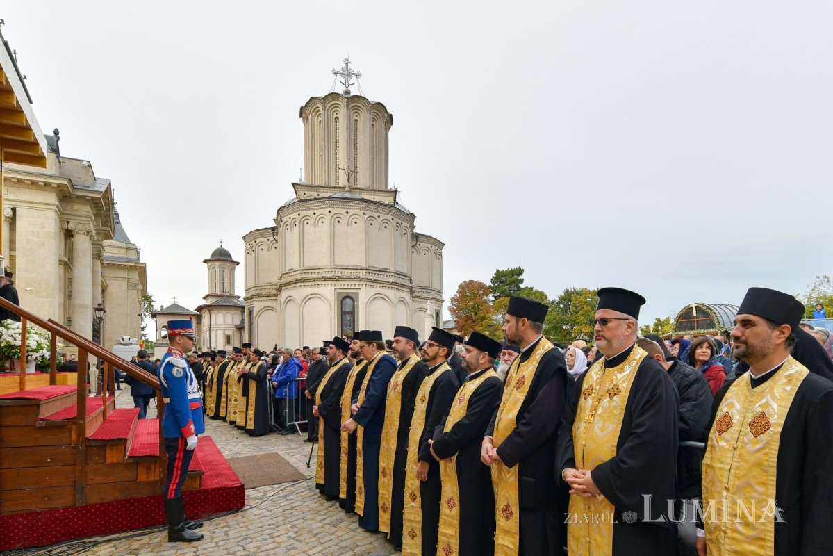 Capitala şi-a cinstit cu evlavie Sfântul Ocrotitor 274464
