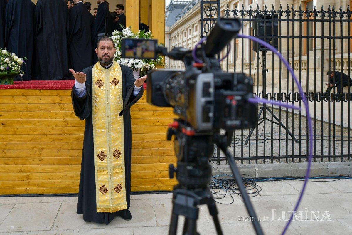 Capitala şi-a cinstit cu evlavie Sfântul Ocrotitor 274485