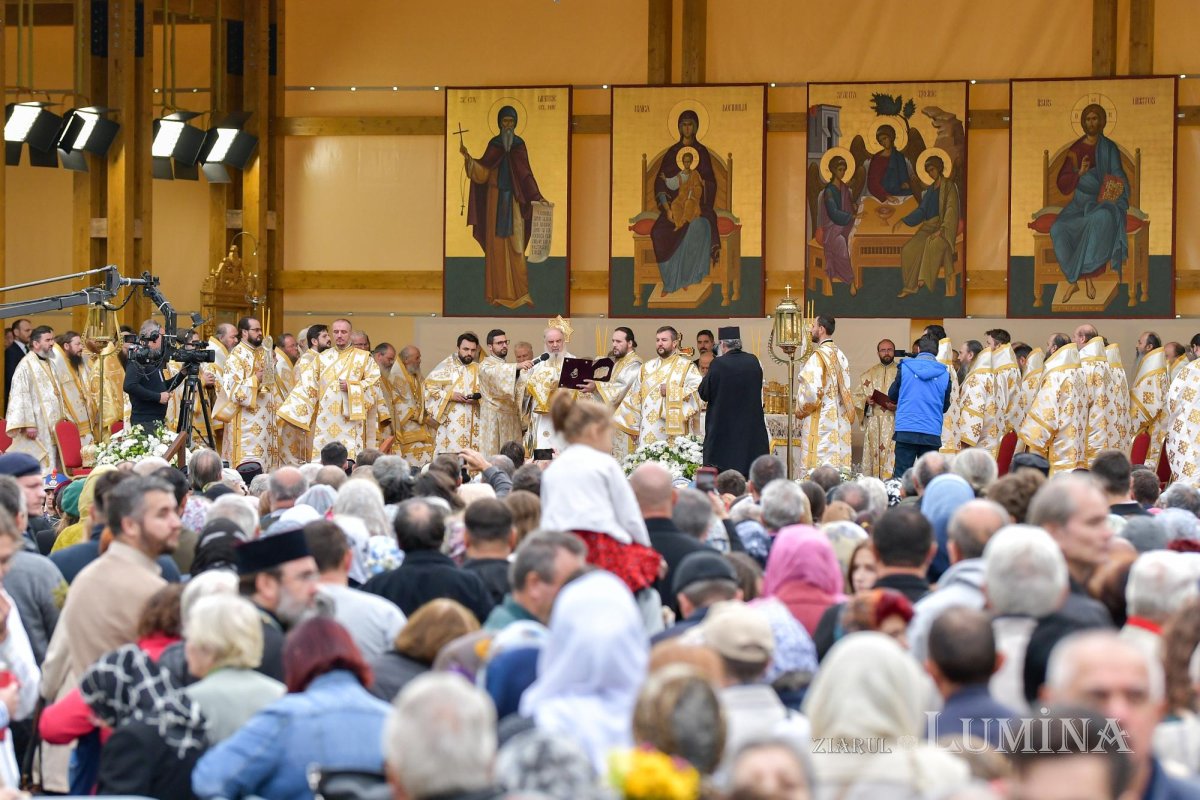 Capitala şi-a cinstit cu evlavie Sfântul Ocrotitor 274497