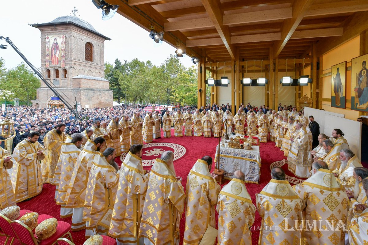 Capitala şi-a cinstit cu evlavie Sfântul Ocrotitor 274498