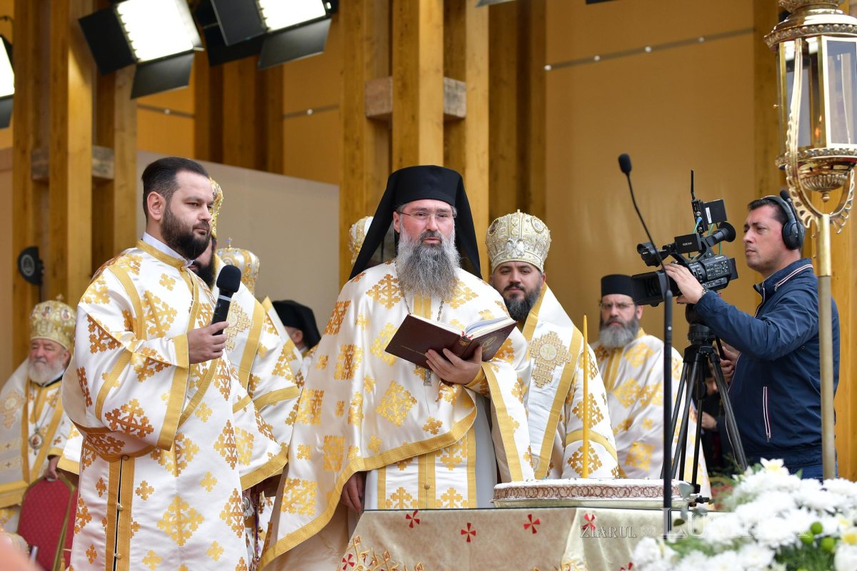 Capitala şi-a cinstit cu evlavie Sfântul Ocrotitor 274506