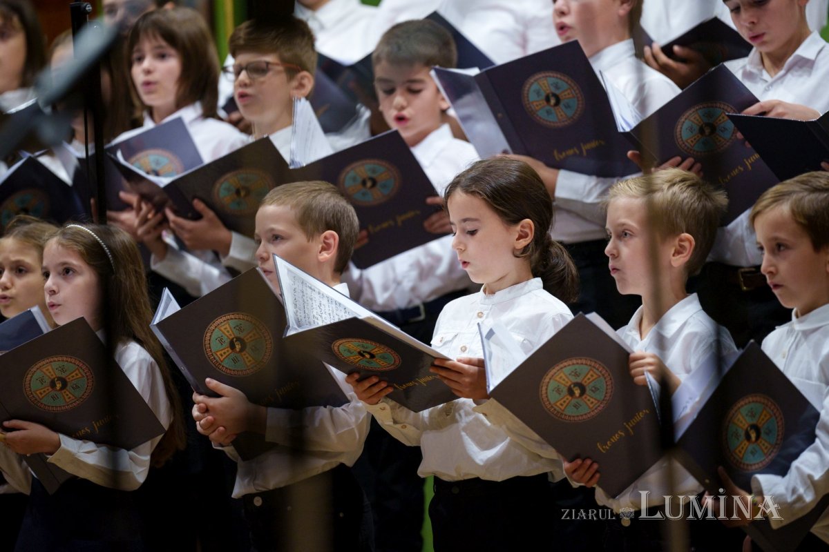 Concert de muzică psaltică la Universitatea Națională de Muzică din București 274338