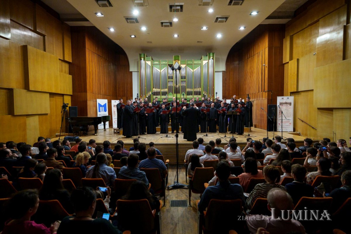 Concert de muzică psaltică la Universitatea Națională de Muzică din București 274342