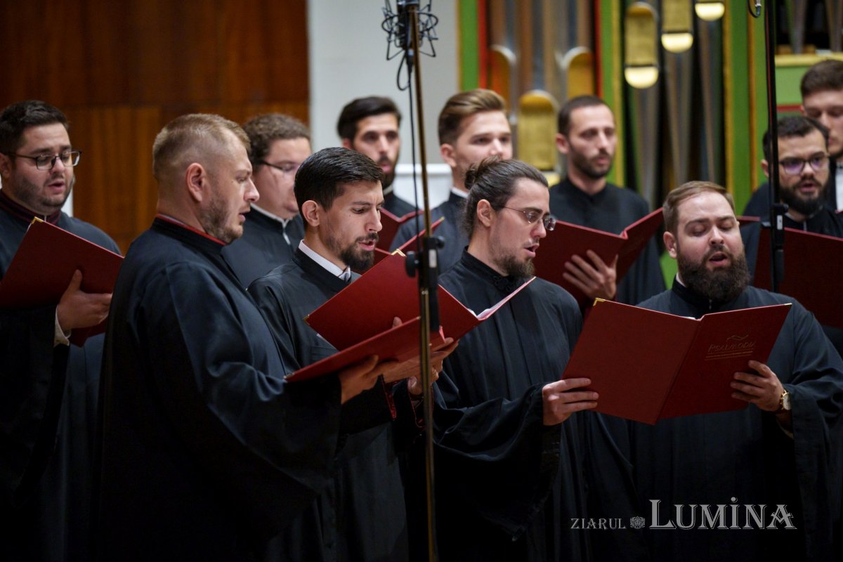 Concert de muzică psaltică la Universitatea Națională de Muzică din București 274344